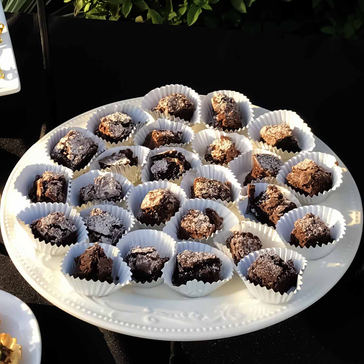 Fudge drops in paper